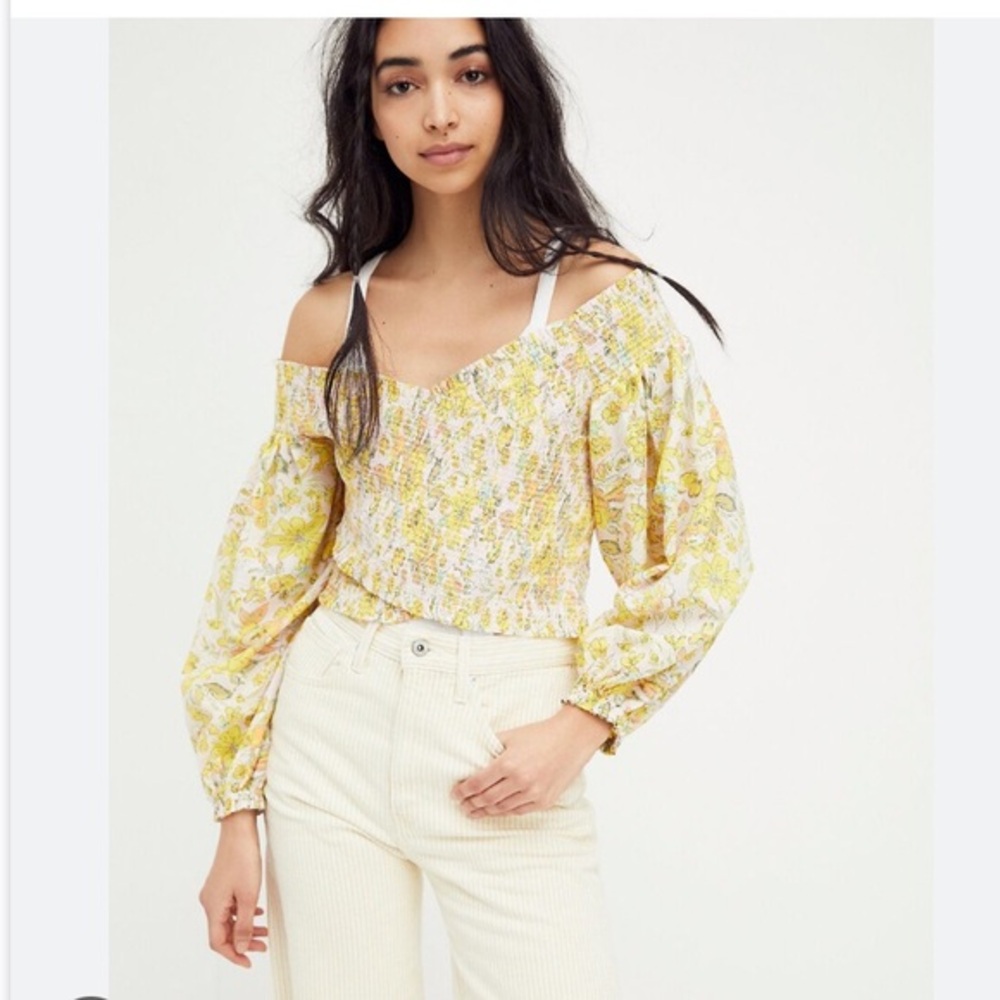 Free‎ People East to West Smocked Top